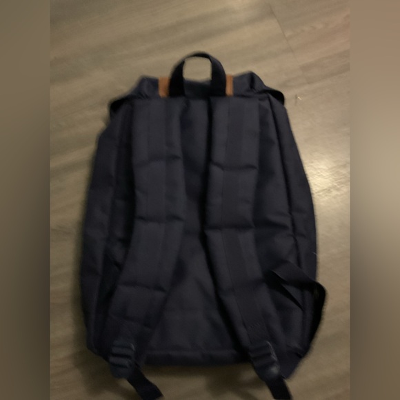 Herschel Backpackk - Picture 3 of 5